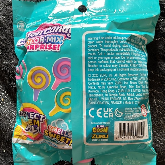 Cotton Candy Color Mix Surprise! (Slime) - Picture 4 of 4